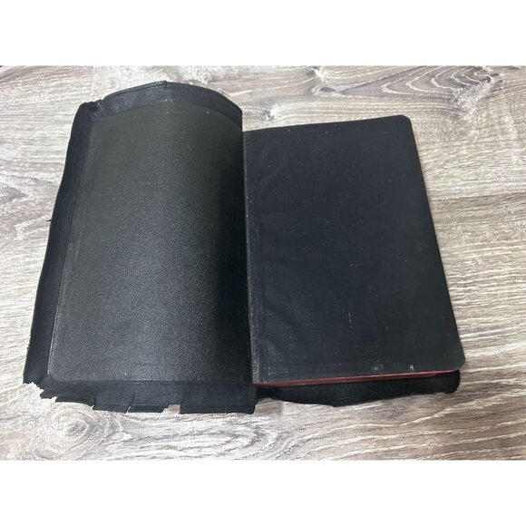 The Holy Bible Authorized Version The New Testament Hardcover - Picture 2 of 8